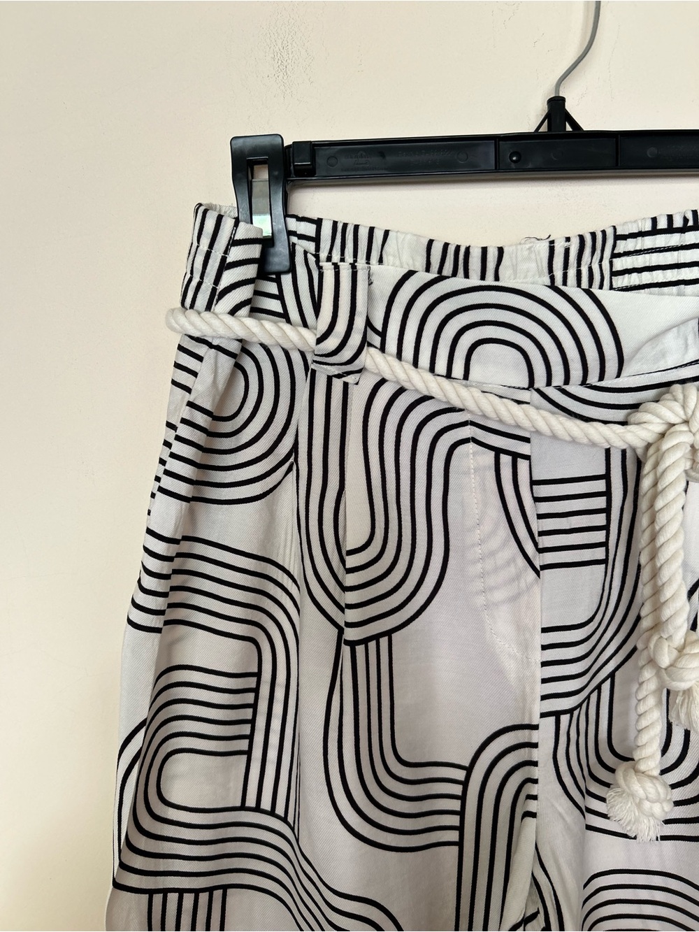 Meg and Margot Crop Pants